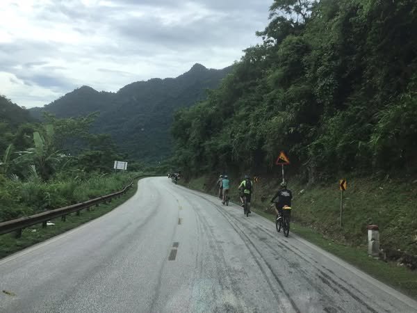 Vietnam Self Cycling Tour Hanoi to Saigon 15 Days